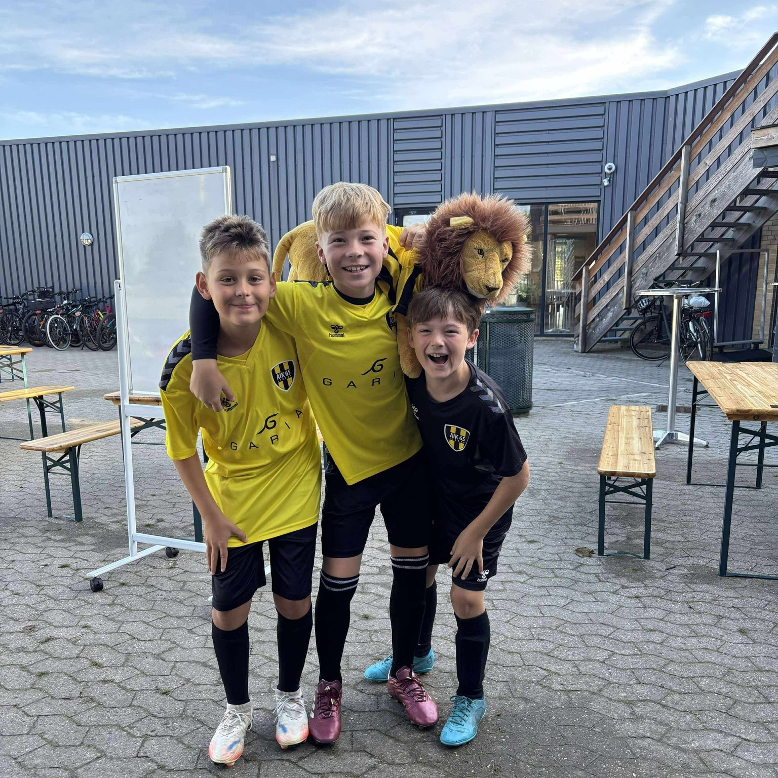 AIK 65 Strøby Fodbold I Fællesskab, respekt, glæde og udvikling I Hold for børn, unge og senior